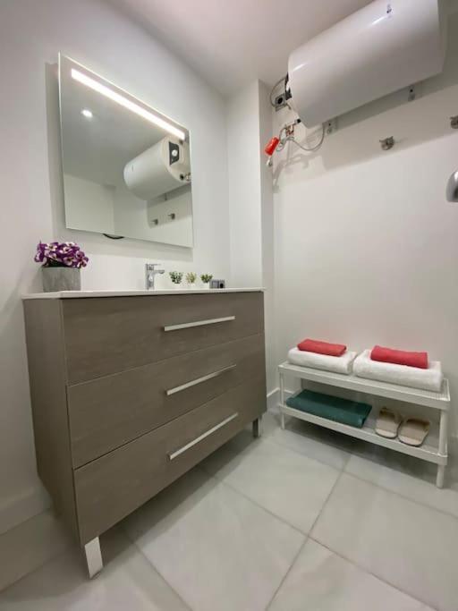 Apartamento Executive Style Near Downtwon Valencia Exterior foto